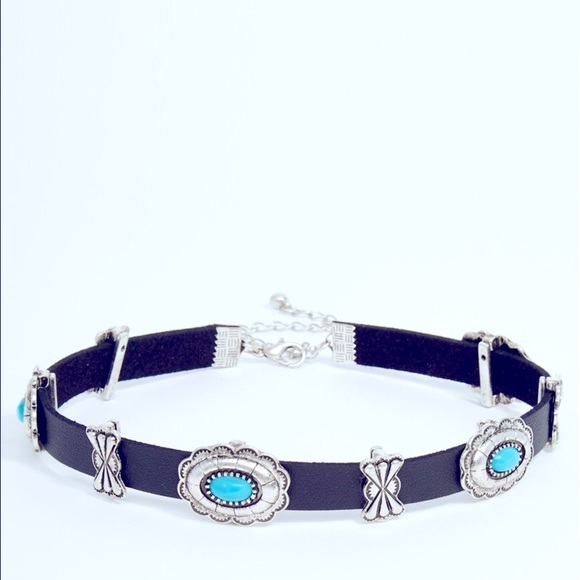 turquoise Western Frame Choker Necklace - Picture 2 of 9